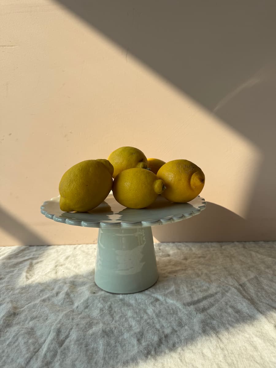 juturna cake stand mint green