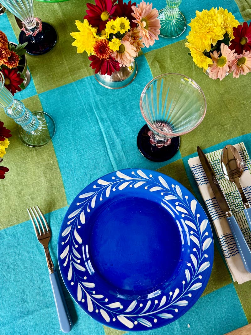 anna reversed blue dinner plate