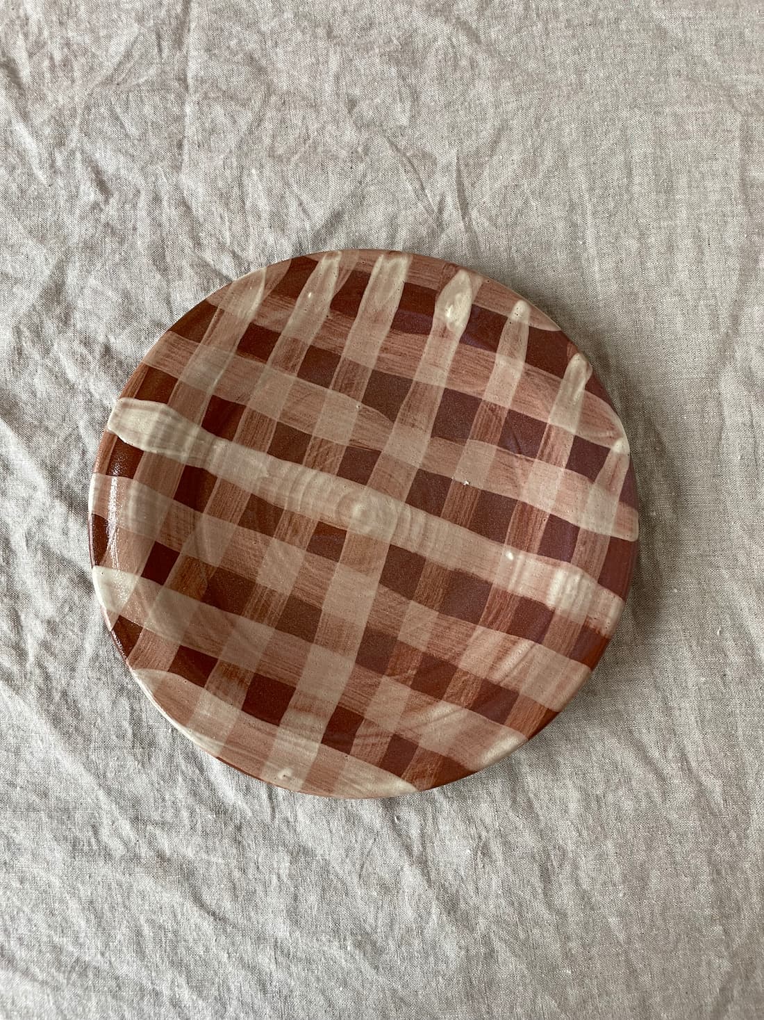 dinner plate brown checks 28cm