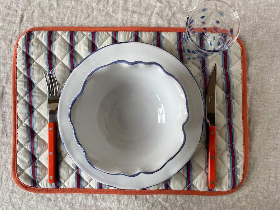 reversible quilted placemat blue-red stripes