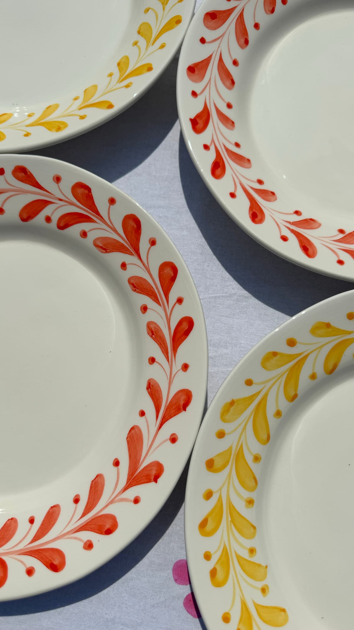 anna coral dinner plate