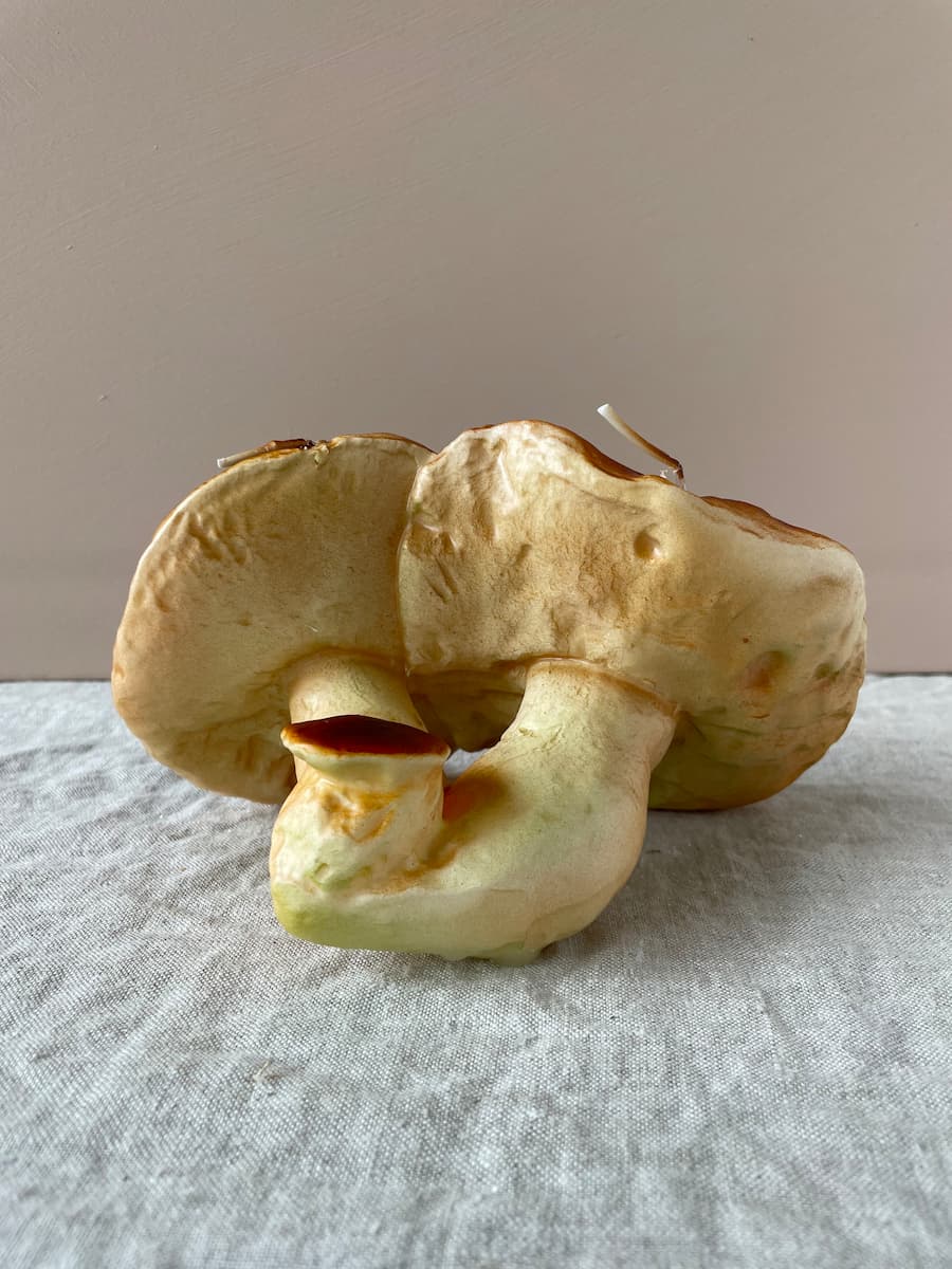 fungo double mushroom candle