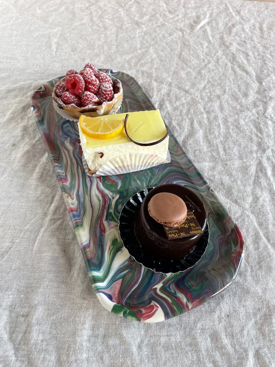 small tray bigarreau