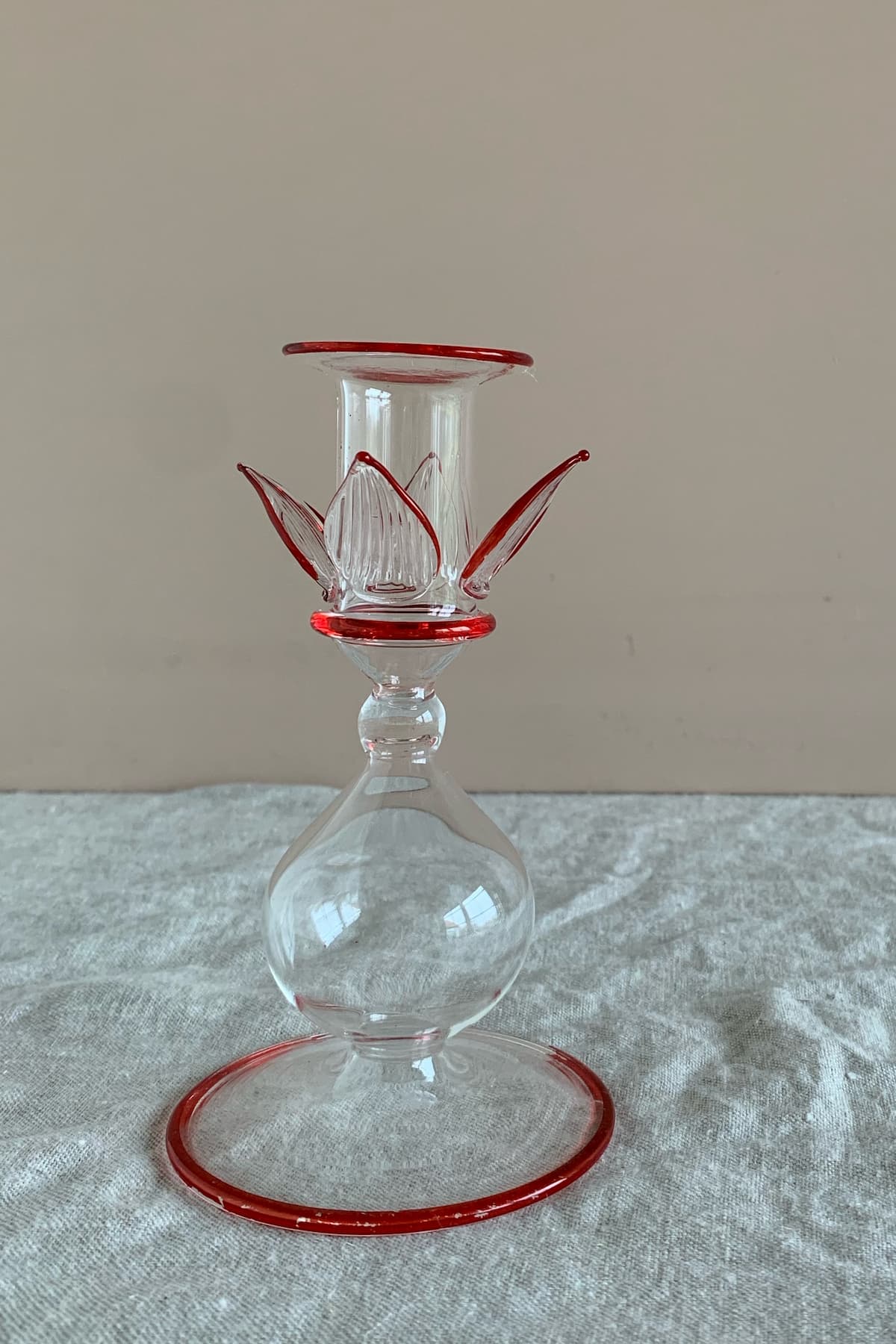 morning lotus candle holder large red