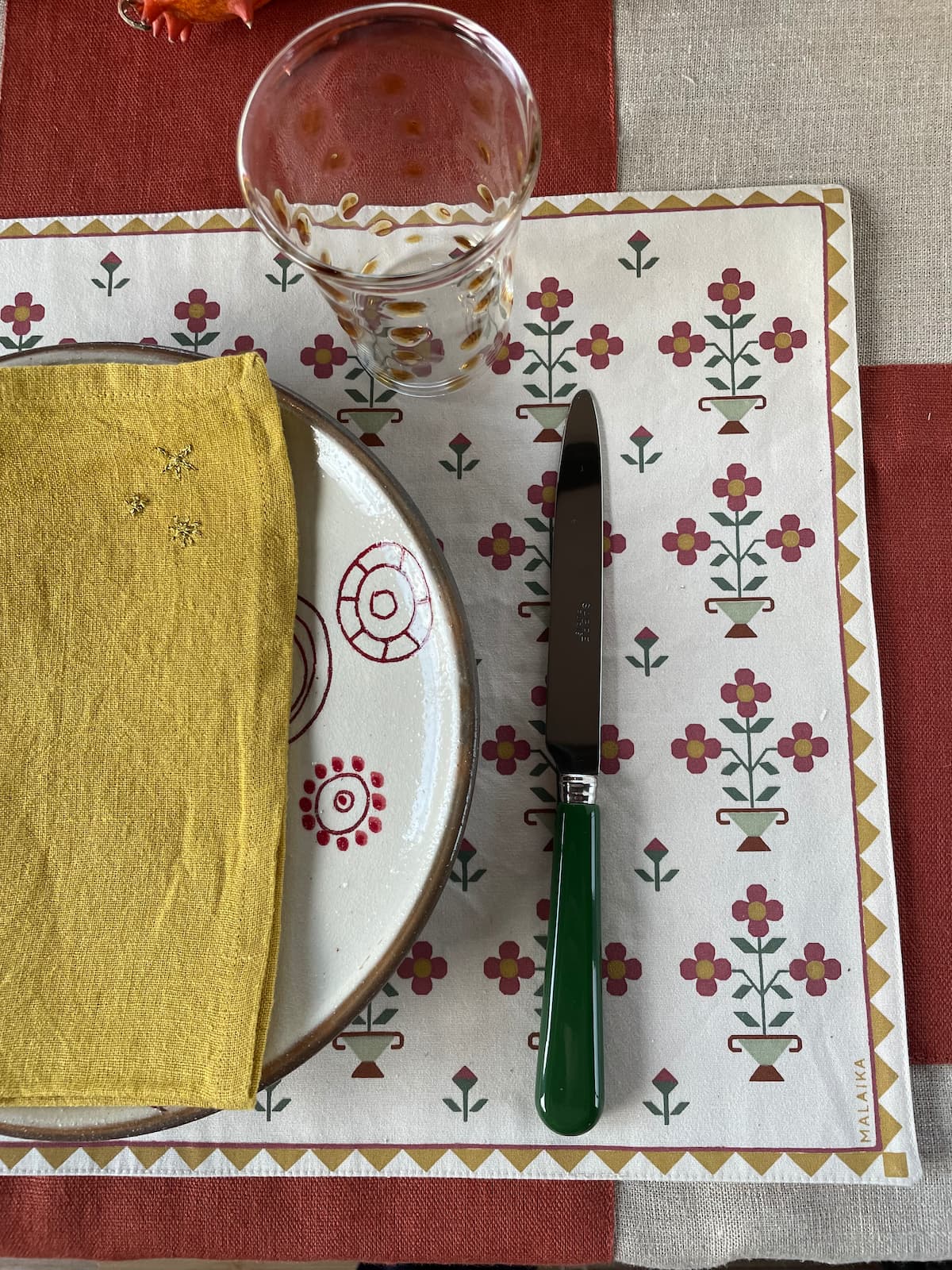 ottoman vase placemat