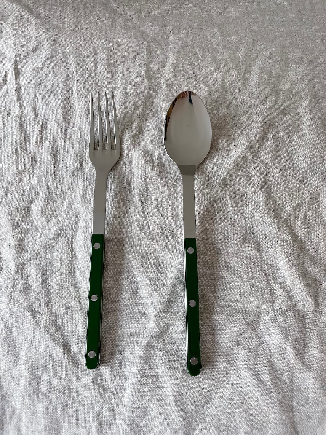 bistrot serving set green