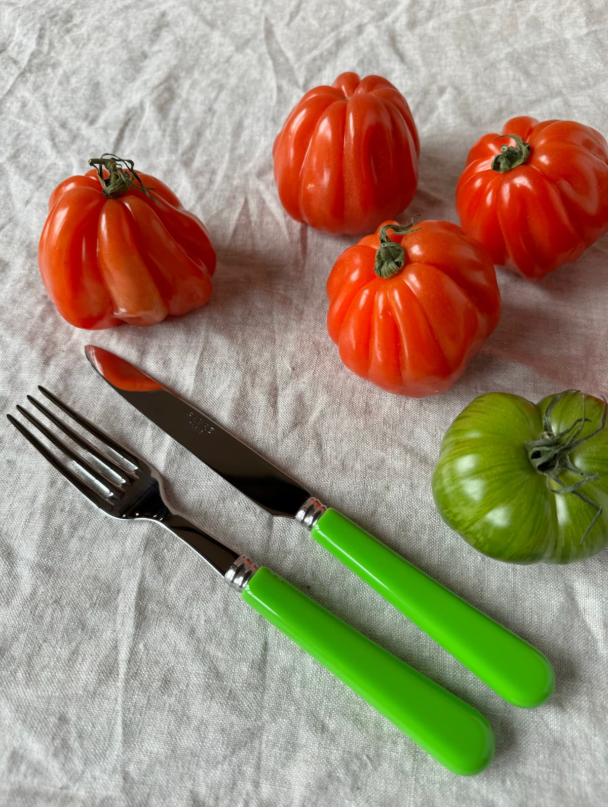 pop unis cutlery bright green set of 4