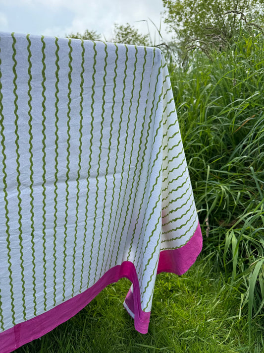 green squiggle tablecloth