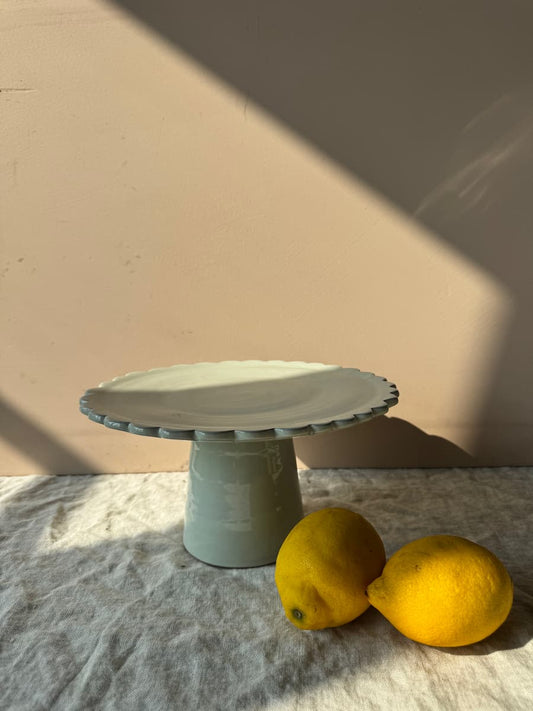 juturna cake stand mint green